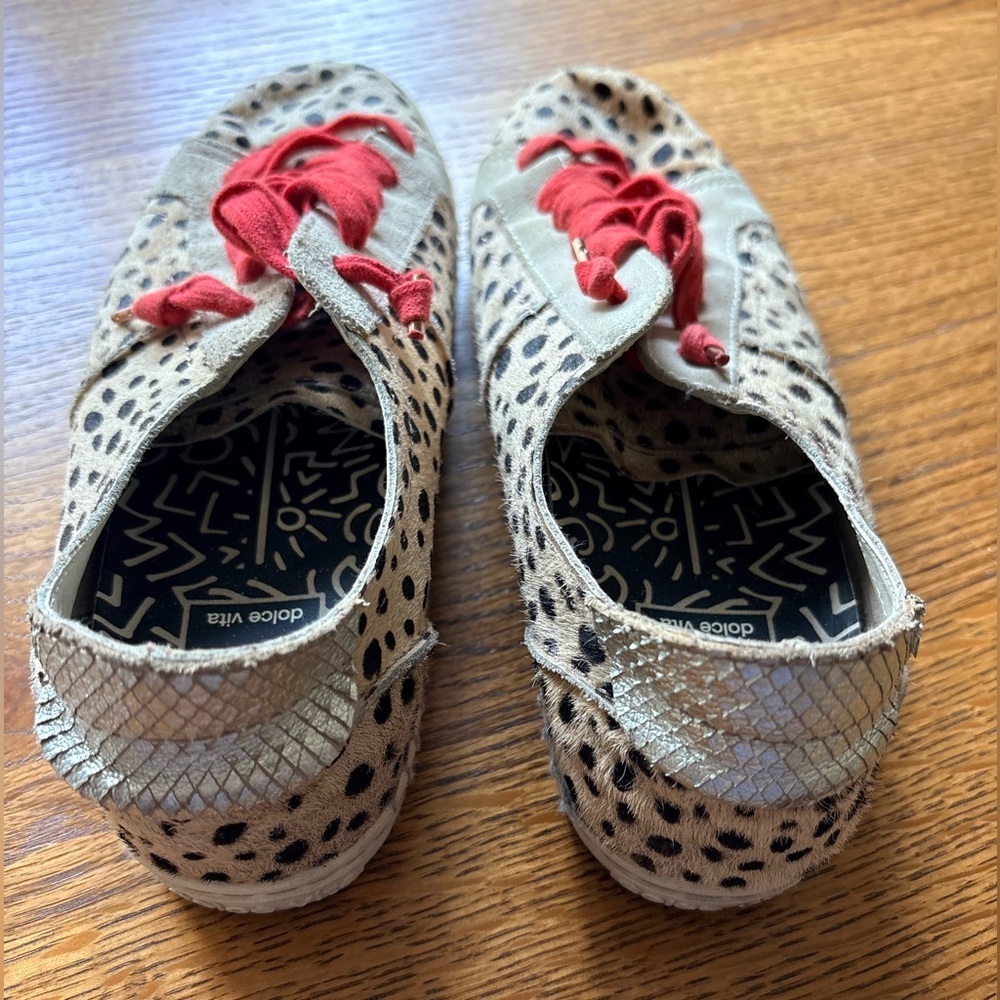 Dolce Vita Leopard Print Sneakers with Red laces- women’s 8.5 - Picture 5 of 11